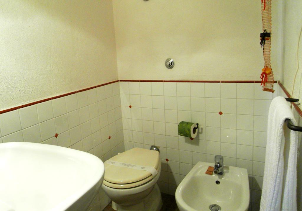 Guest House Il Borgo Di Sempronio Semproniano Phòng bức ảnh